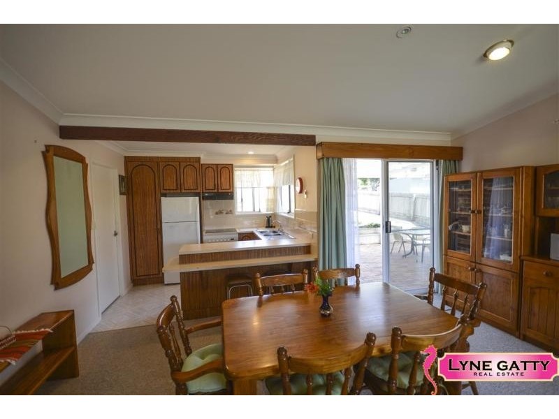 3 Surf Street, Tuross Head NSW 2537