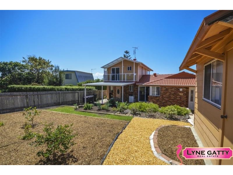 3 Surf Street, Tuross Head NSW 2537