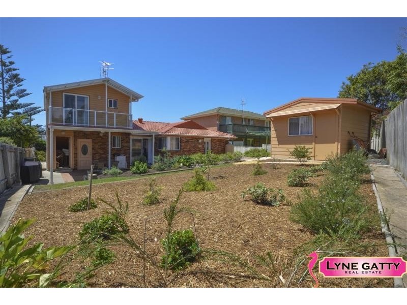 3 Surf Street, Tuross Head NSW 2537