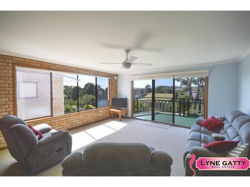 8 Brighton Street, Tuross Head NSW 2537