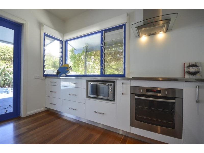 37 Tuross Boulevard, Tuross Head NSW 2537