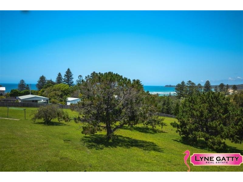41 Hawkins  Road, Tuross Head NSW 2537