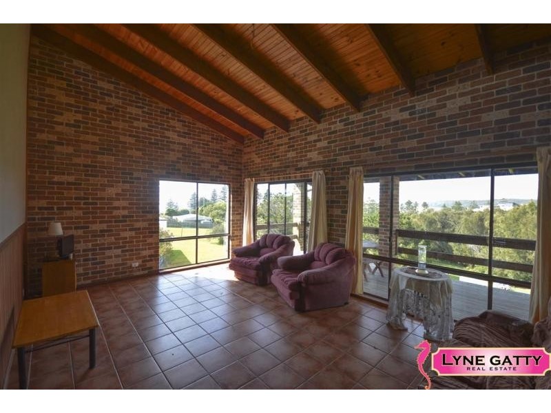 41 Hawkins  Road, Tuross Head NSW 2537