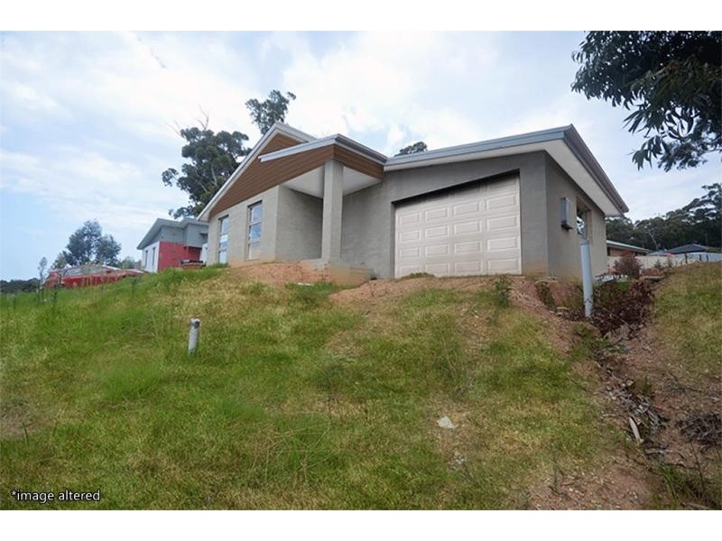 27 Wentworth Avenue, Sunshine Bay NSW 2536