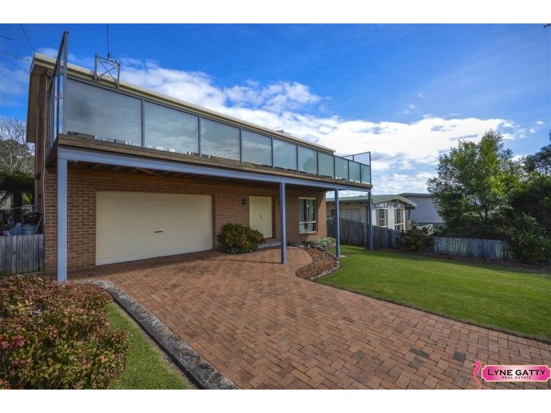 45 Coogee  Street, Tuross Head NSW 2537