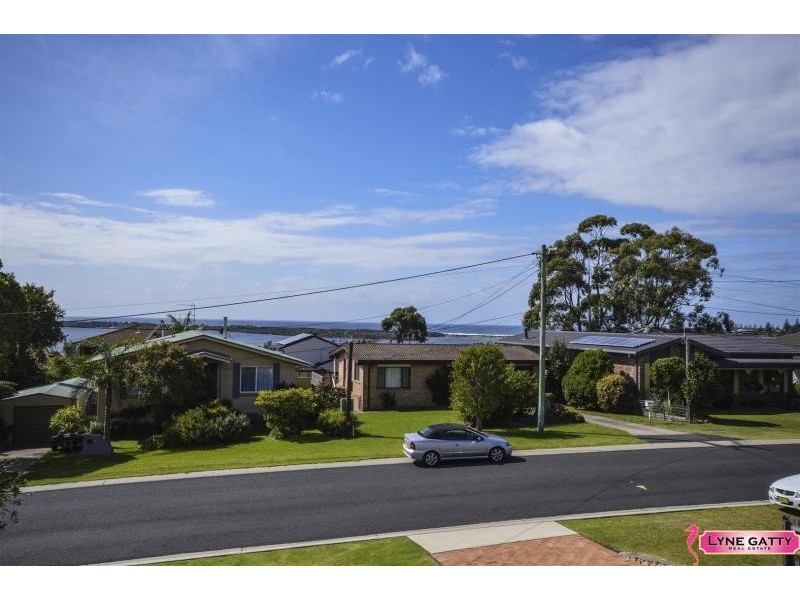 45 Coogee  Street, Tuross Head NSW 2537