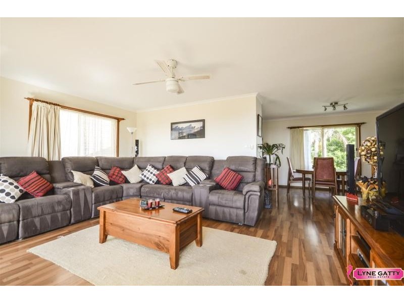 45 Coogee  Street, Tuross Head NSW 2537