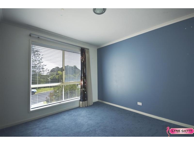 6 Coral  Crescent, Tuross Head NSW 2537