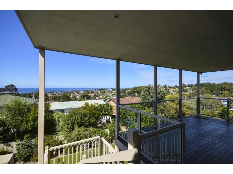 6 Coral  Crescent, Tuross Head NSW 2537
