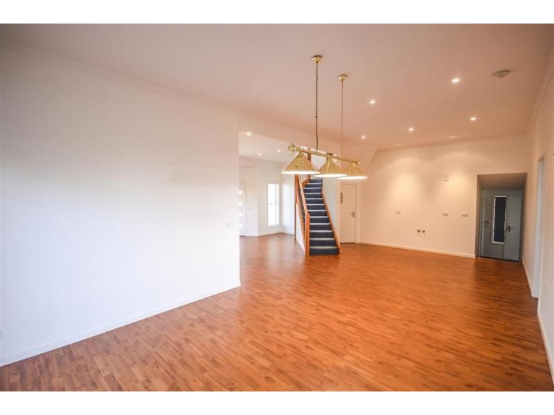 6 Coral  Crescent, Tuross Head NSW 2537