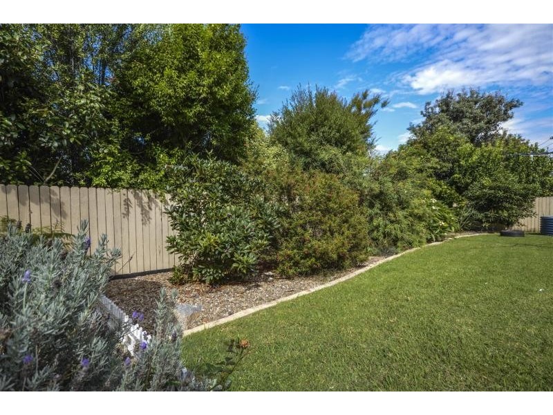 6 Coral  Crescent, Tuross Head NSW 2537