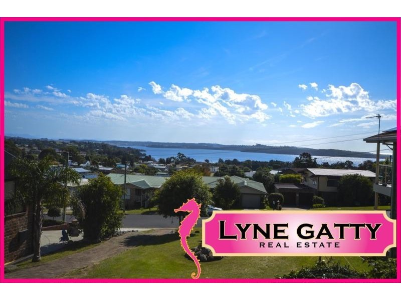 15 Coila Avenue, Tuross Head NSW 2537