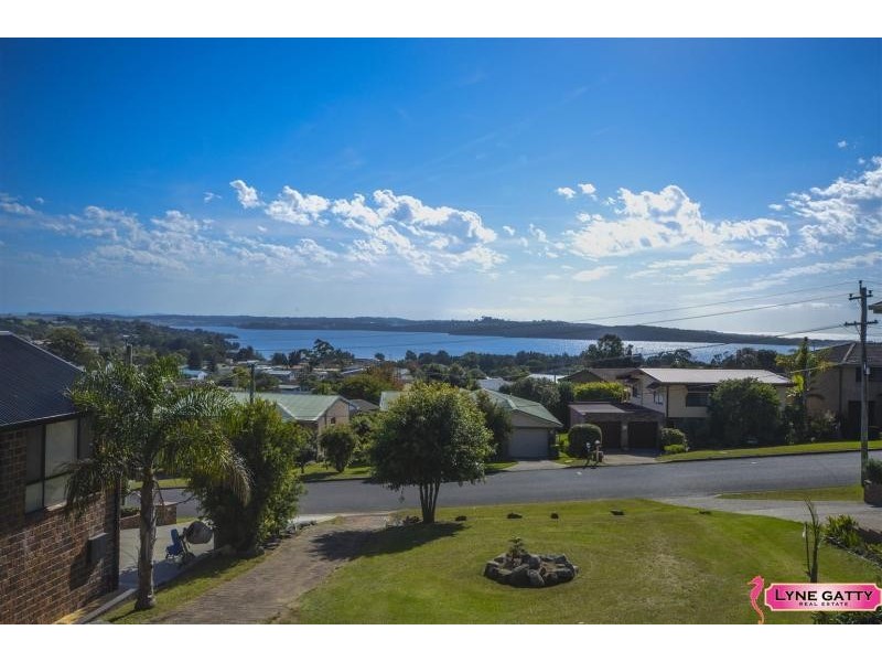 15 Coila Avenue, Tuross Head NSW 2537