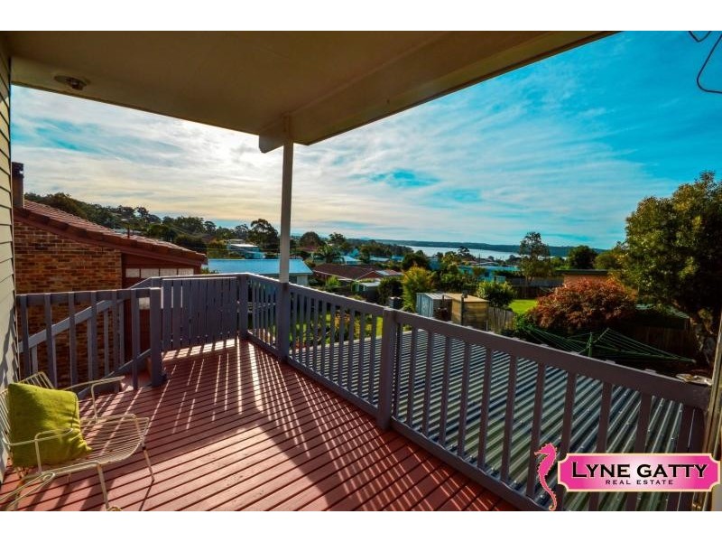 8 Coila  Avenue, Tuross Head NSW 2537