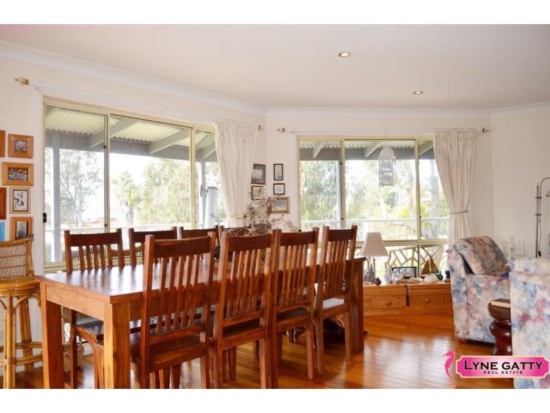 73 Bondi Street, Tuross Head NSW 2537