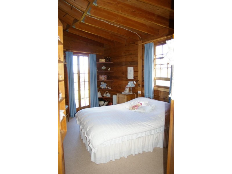 1894 Snowy Mountains Highway, Cooma NSW 2630