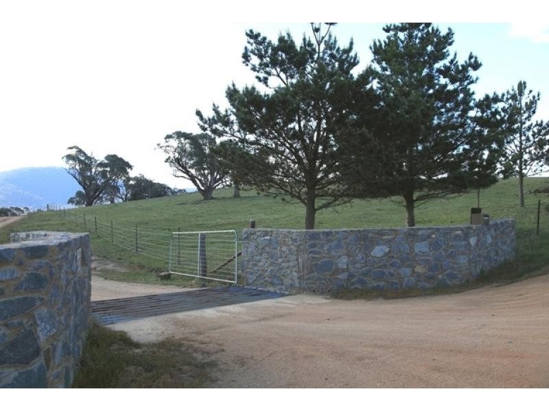 34  Lawler  Road MICHELAGO 2620, Michelago NSW 2620