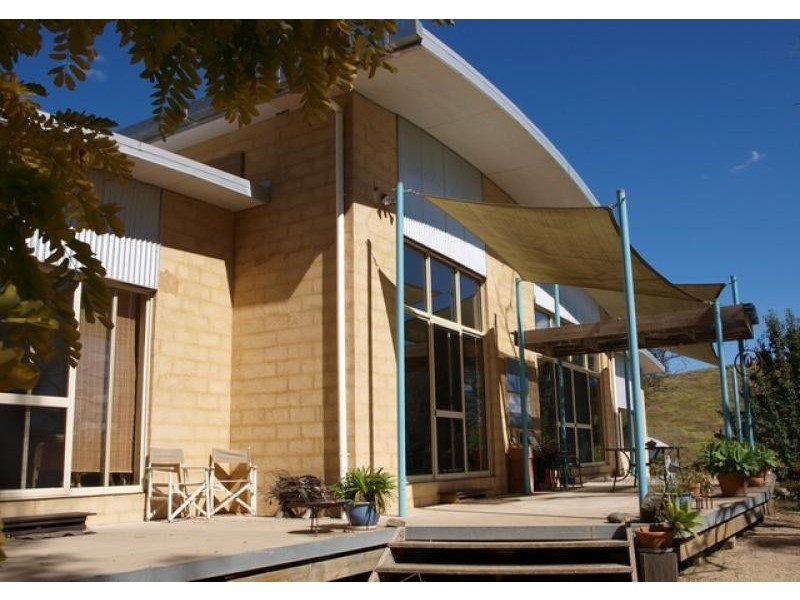 822 Snowy Mountains Highway TUMUT 2720, Tumut NSW 2720