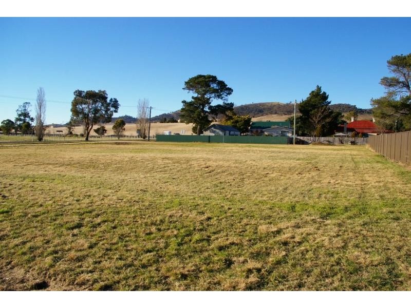 18 Walker Street, Bredbo NSW 2626