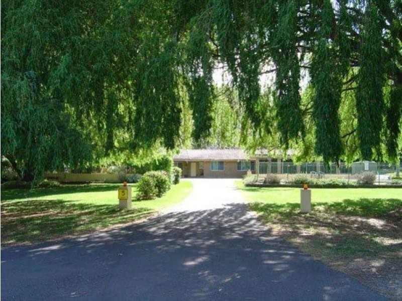 2474 Princes Highway, Moruya NSW 2537