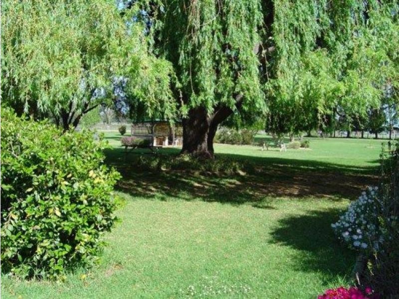 2474 Princes Highway, Moruya NSW 2537