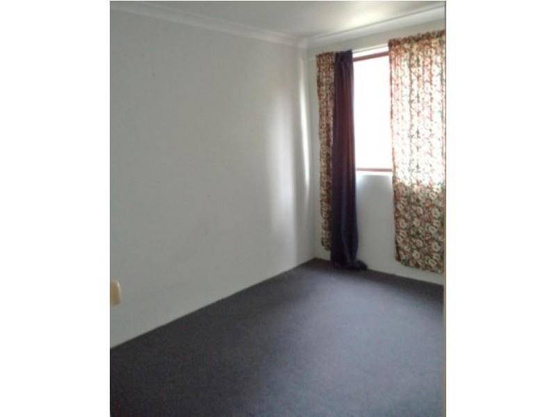 15/3 Mowatt Street, Queanbeyan NSW 2620