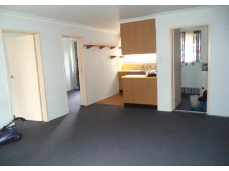 15/3 Mowatt Street, Queanbeyan NSW 2620