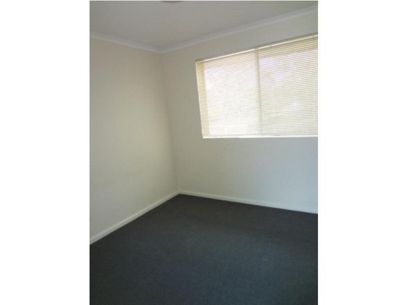 18/22 Lowe Street, Queanbeyan NSW 2620