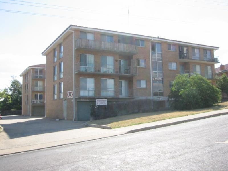 11/17 Crainya  Street, Queanbeyan NSW 2620