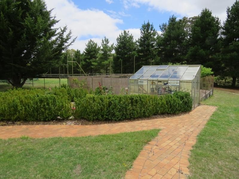 94 Weeroona  Drive, Wamboin NSW 2620