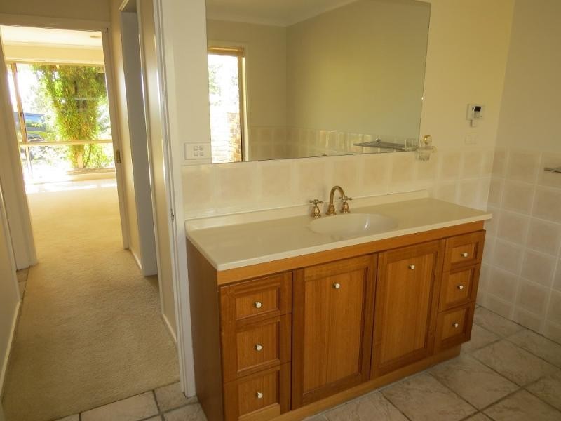 56 Tempe Crescent, Googong NSW 2620