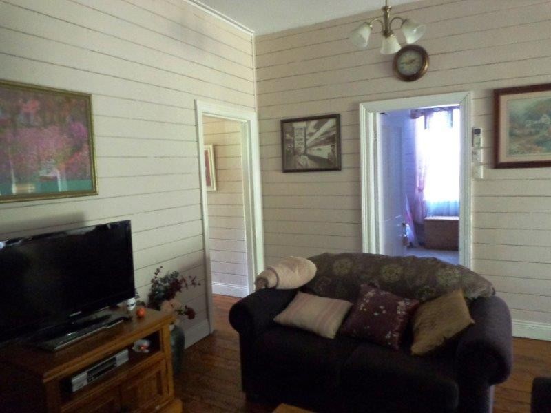 18 Cole Street, Coolah NSW 2843