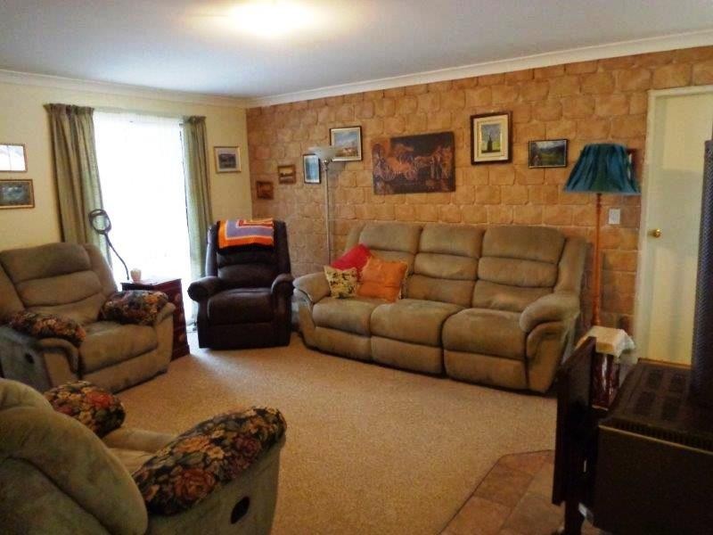 77 Booyamurra Street, Coolah NSW 2843