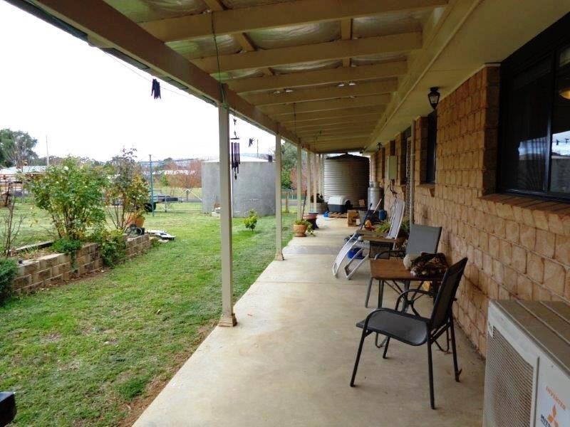 77 Booyamurra Street, Coolah NSW 2843