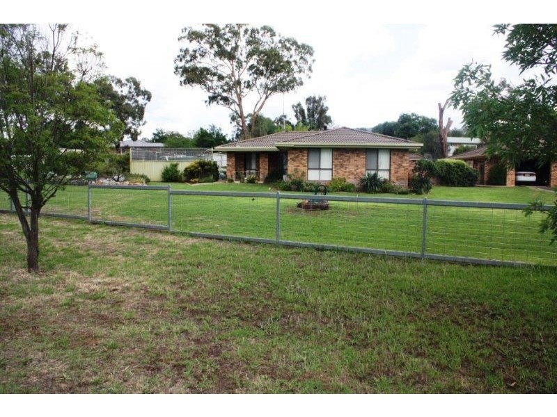 31-33 Binnaway Street, Coolah NSW 2843