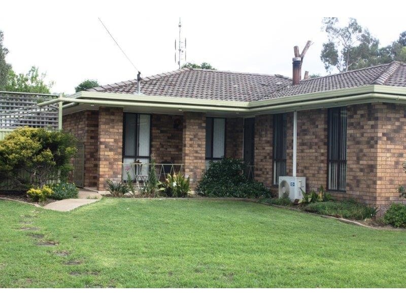 31-33 Binnaway Street, Coolah NSW 2843