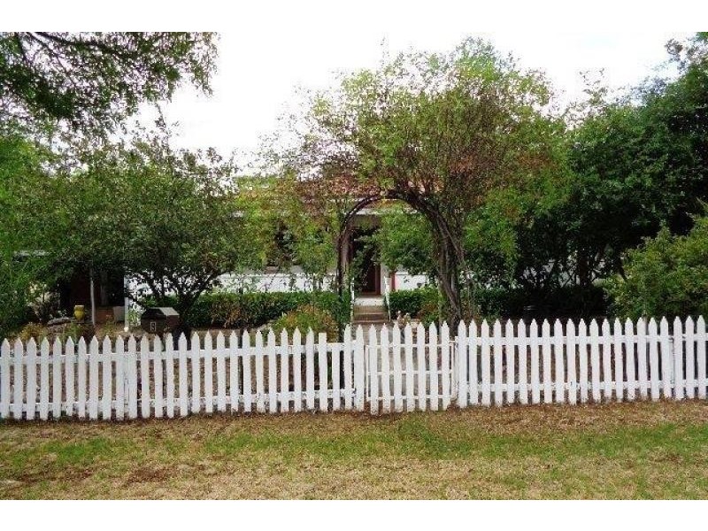 9 Oban Street, Coolah NSW 2843