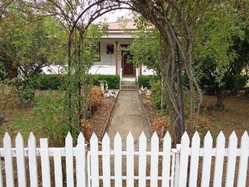 9 Oban Street, Coolah NSW 2843