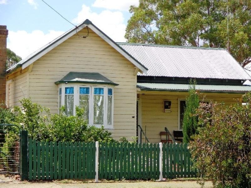 35 Booyamurra Street, Coolah NSW 2843