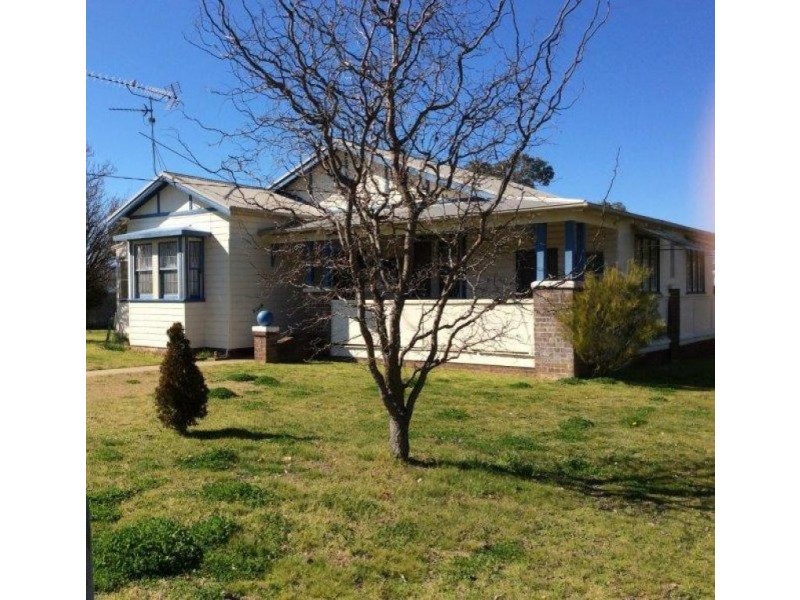 10 Oban Street, Coolah NSW 2843