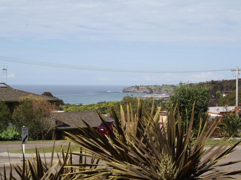 1 Dawn Parade KIANGA 2546, Kianga NSW 2546