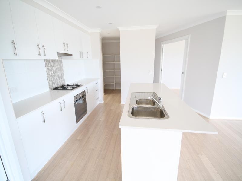 40 Yabbarra Drive, Dalmeny NSW 2546