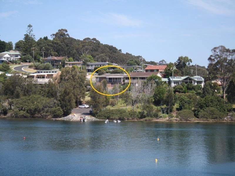 13 Lakeview Drive, Narooma NSW 2546