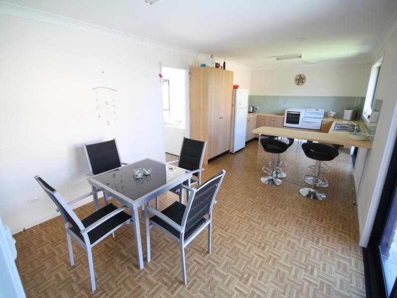 9 Surfbeach  Road, Kianga NSW 2546