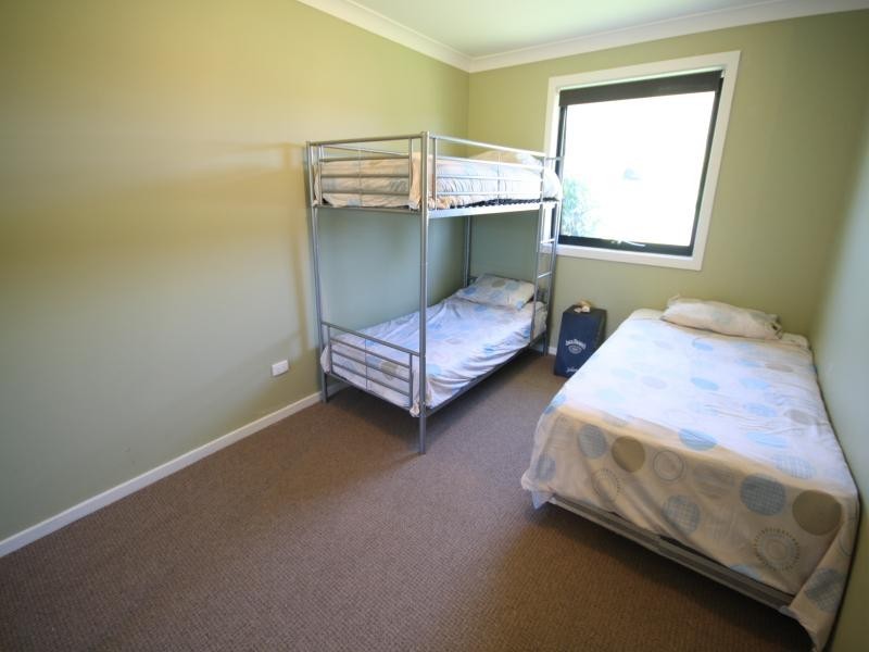 9 Surfbeach  Road, Kianga NSW 2546