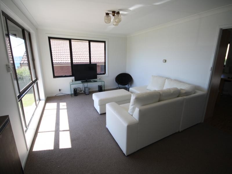 9 Surfbeach  Road, Kianga NSW 2546