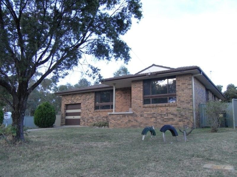 18 Jemmy Place TAMWORTH 2340, Tamworth NSW 2340