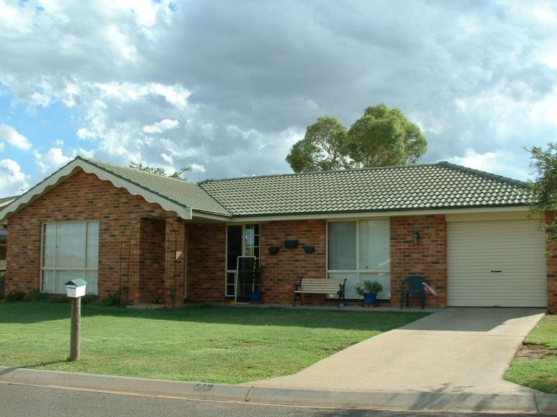 3 Caley Close TAMWORTH 2340, Tamworth NSW 2340