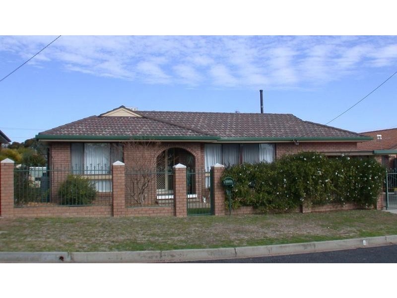 4 Kinarra Street TAMWORTH 2340, Tamworth NSW 2340