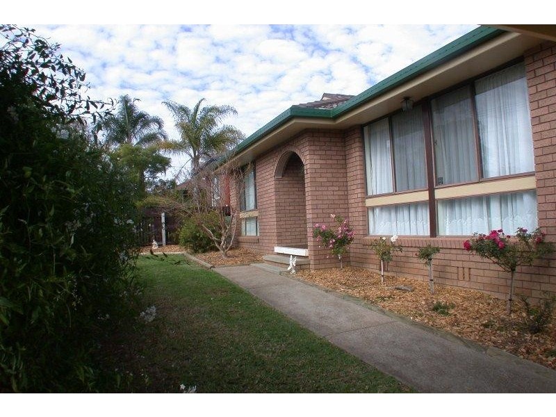 4 Kinarra Street TAMWORTH 2340, Tamworth NSW 2340